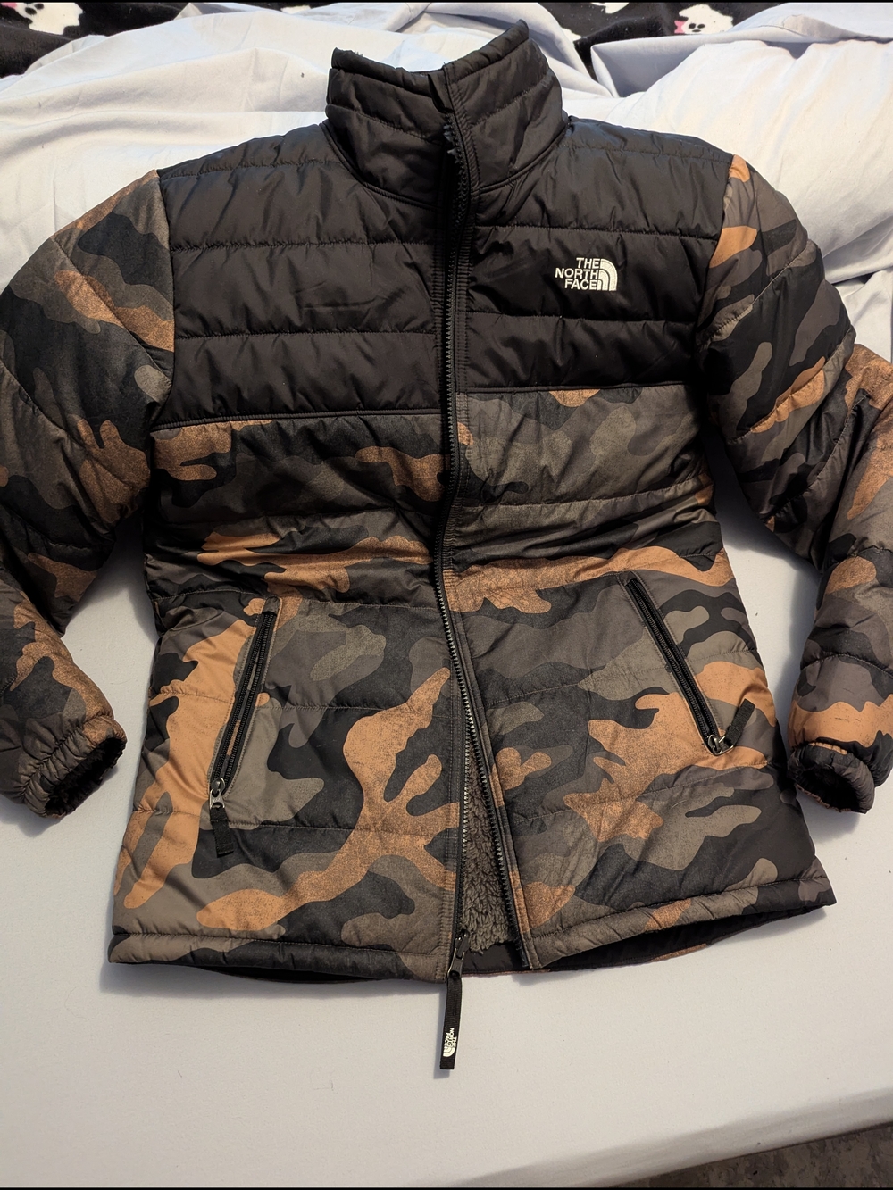 The North Face Camo Puffer Jacket - Black & Brown